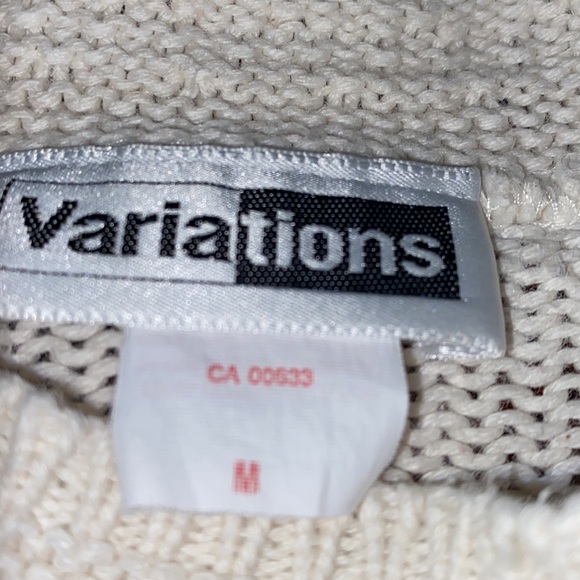 3/$30 Vintage Teddy Bear Knitted Sweater - Picture 4 of 10